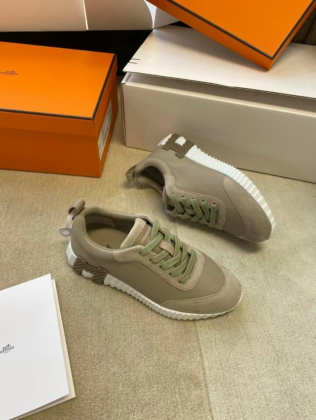 Кроссовки женские коричневые купить в Интернет-магазине Садовод База - цена 15500 руб Садовод интернет-каталог