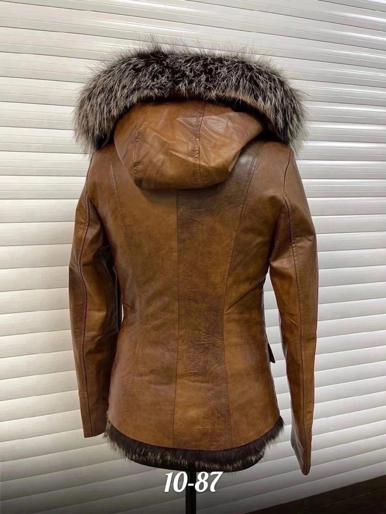 Куртка коричневая купить в Интернет-магазине Садовод База - цена 14999 руб Садовод интернет-каталог