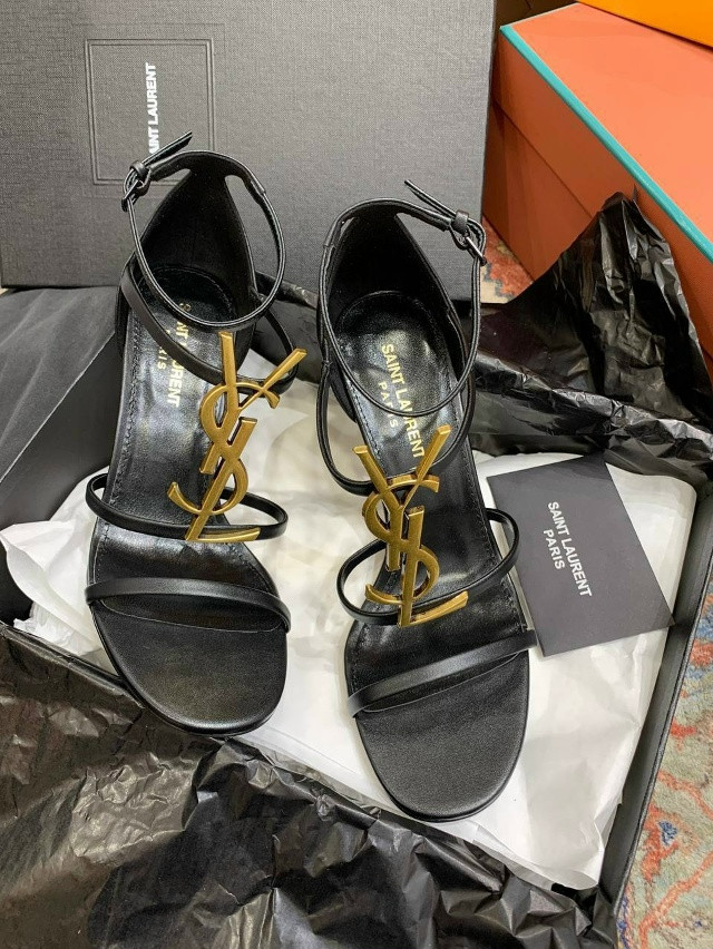 Босоножки женские черные купить в Интернет-магазине Садовод База - цена 14000 руб Садовод интернет-каталог