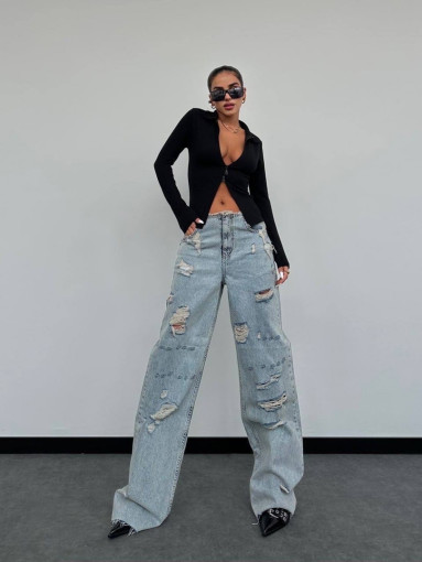 Невероятно  крутые! Рваные широкие джинсы  с бахромой вместо пояса  🥰💫Идеальная посадка. Плотная джинса😍 🤩 САДОВОД официальный интернет-каталог