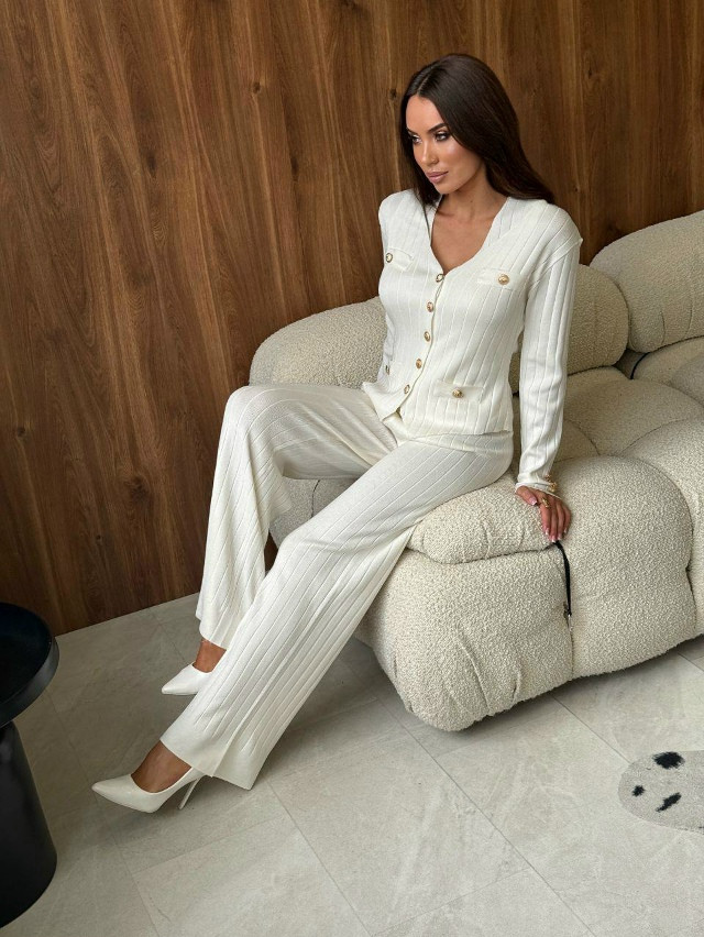 Женский костюм белый купить в Интернет-магазине Садовод База - цена 2100 руб Садовод интернет-каталог