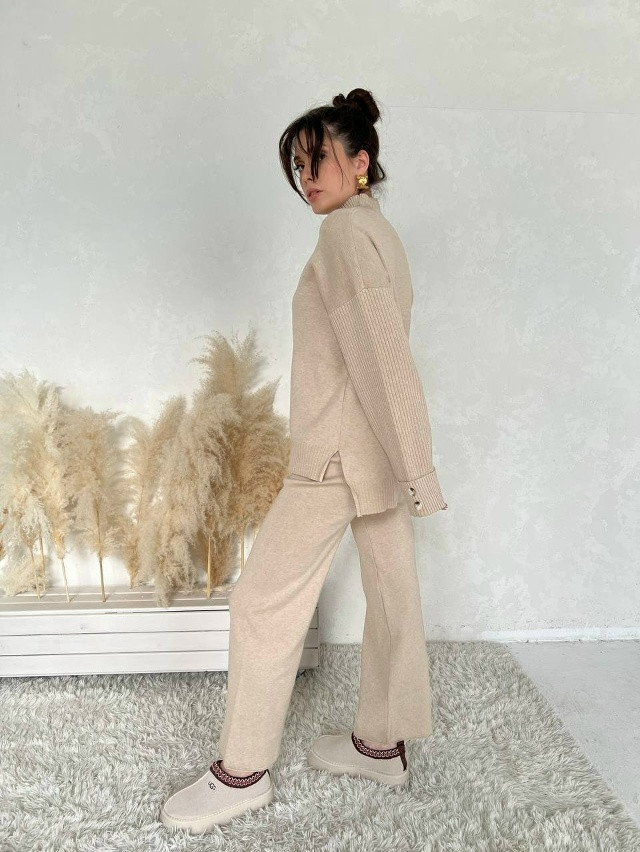 Женский костюм бежевый купить в Интернет-магазине Садовод База - цена 2500 руб Садовод интернет-каталог