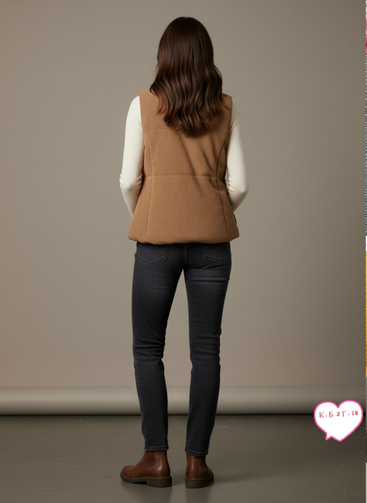 Жилетка женская бежевая купить в Интернет-магазине Садовод База - цена 500 руб Садовод интернет-каталог