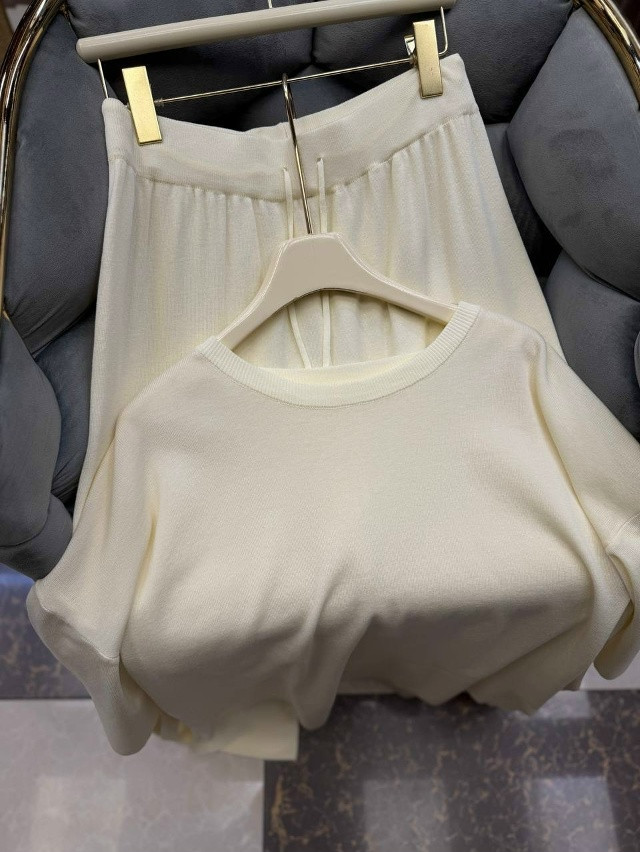 Женский костюм молочный купить в Интернет-магазине Садовод База - цена 1900 руб Садовод интернет-каталог