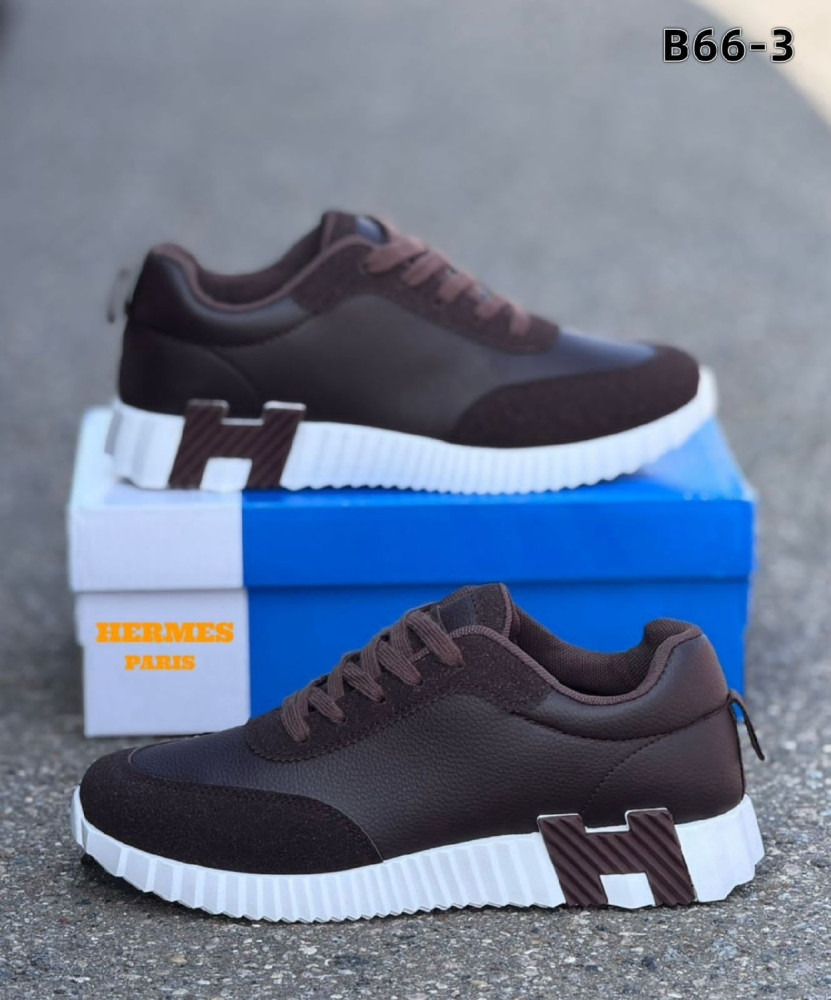 Кроссовки коричневые