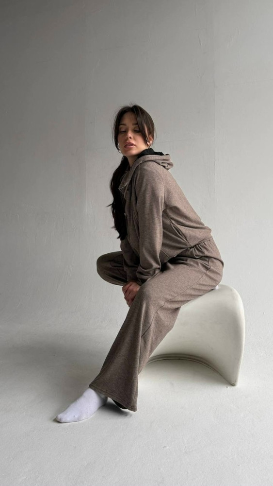 Женский костюм коричневый купить в Интернет-магазине Садовод База - цена 2400 руб Садовод интернет-каталог