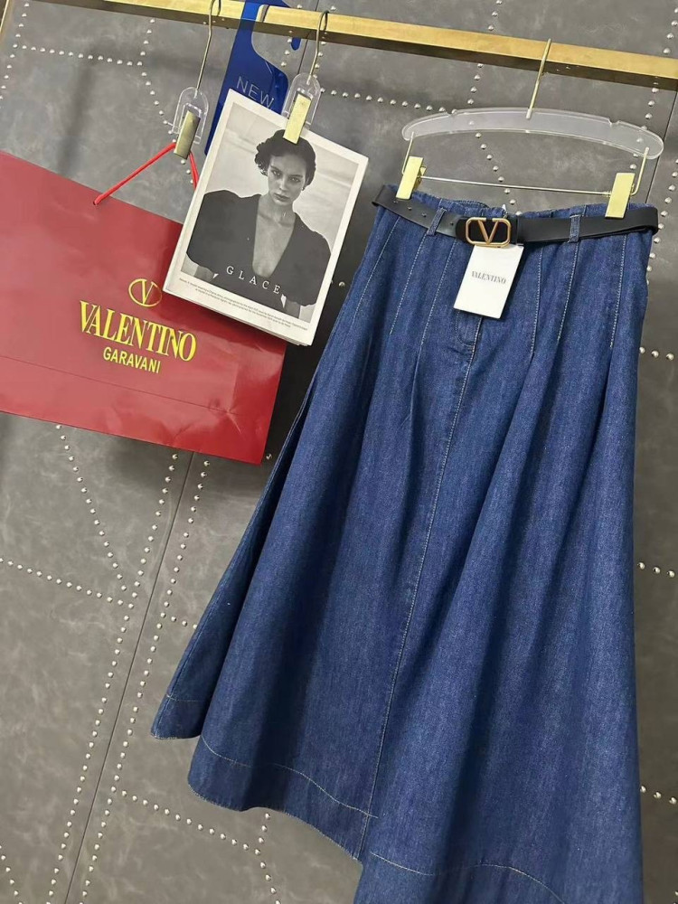 Джинсовая юбка синяя купить в Интернет-магазине Садовод База - цена 2100 руб Садовод интернет-каталог
