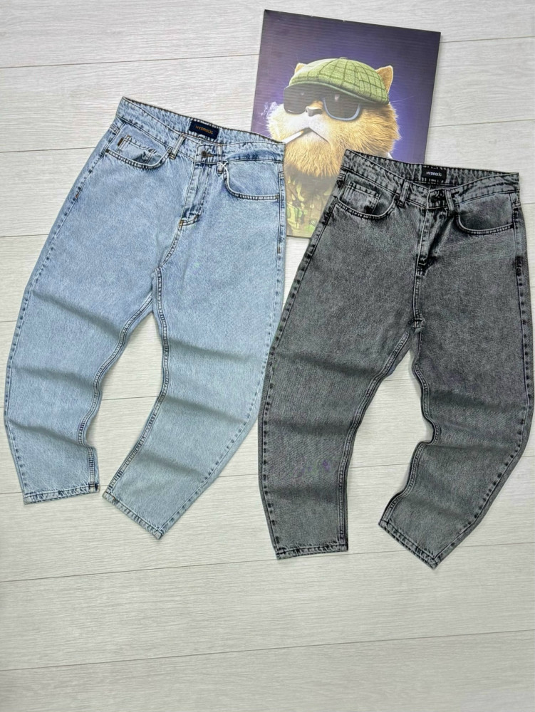 Джинсы серые