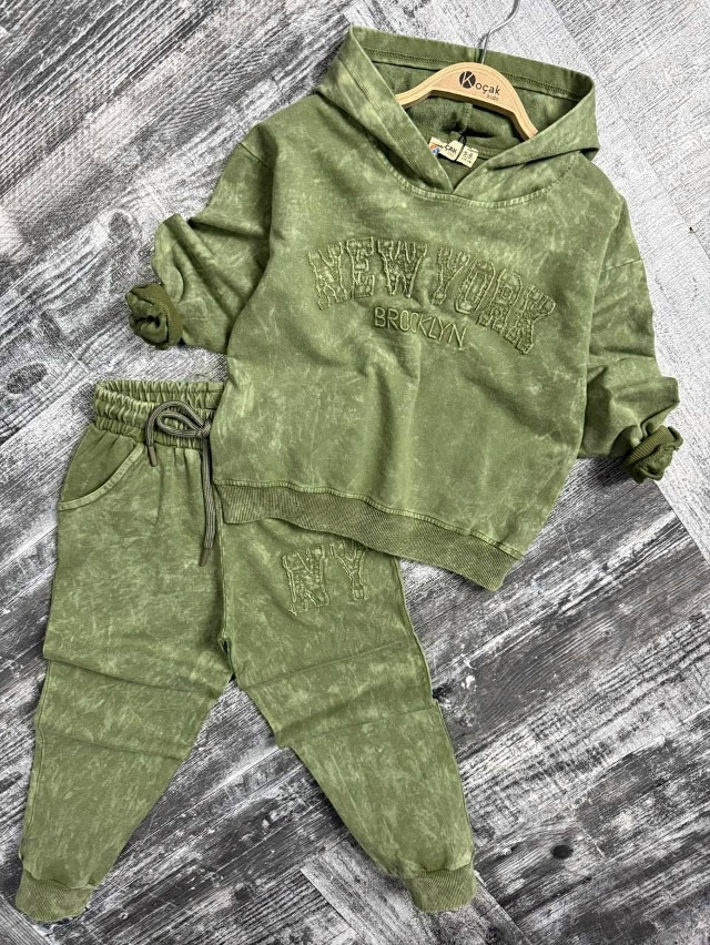 Детский костюм зеленый купить в Интернет-магазине Садовод База - цена 1750 руб Садовод интернет-каталог