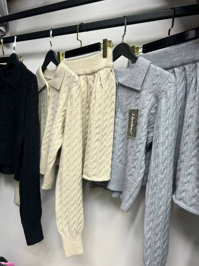 Женский костюм бежевый купить в Интернет-магазине Садовод База - цена 1700 руб Садовод интернет-каталог