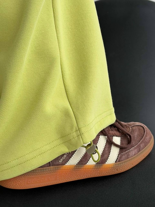 Спортивный женский костюм зеленый купить в Интернет-магазине Садовод База - цена 2900 руб Садовод интернет-каталог