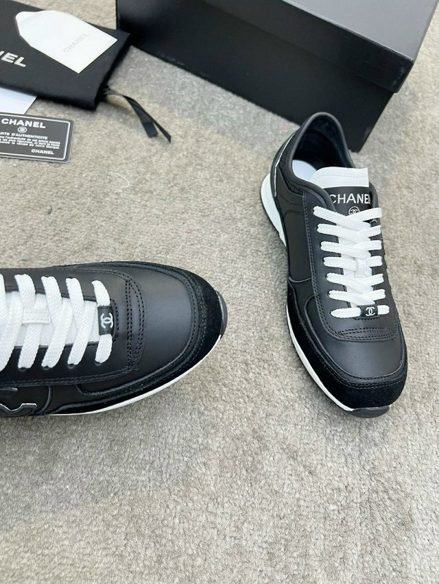 Кроссовки женские черные купить в Интернет-магазине Садовод База - цена 12000 руб Садовод интернет-каталог