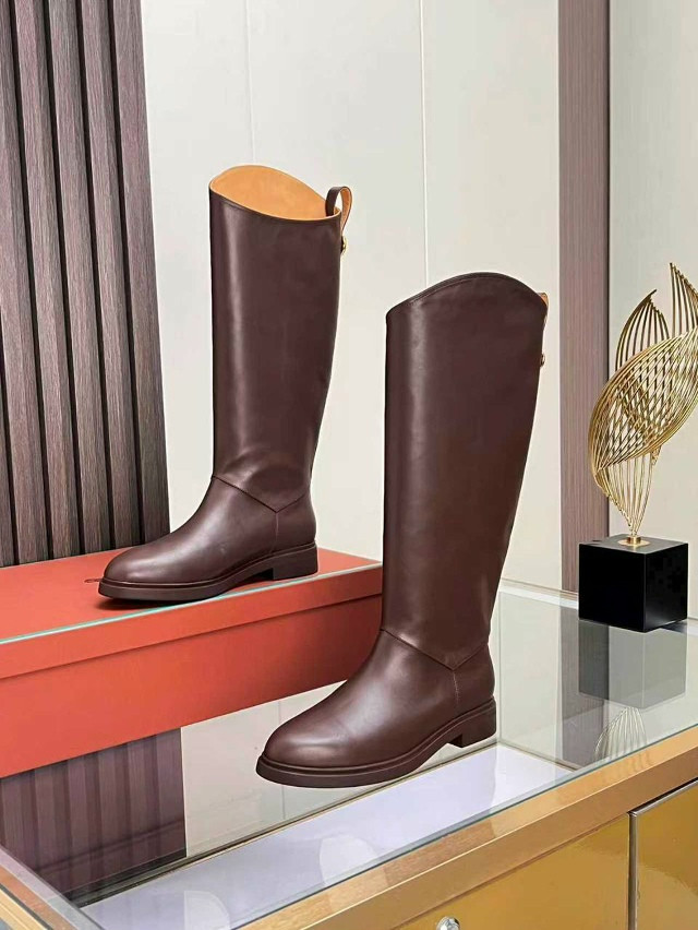 Cапоги женские коричневые купить в Интернет-магазине Садовод База - цена 13000 руб Садовод интернет-каталог