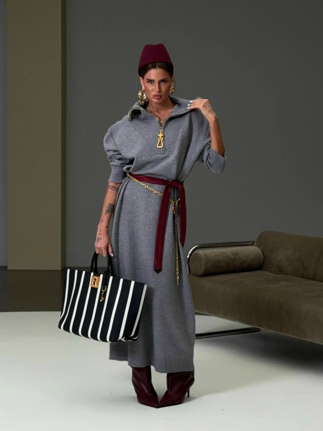 Платье серое