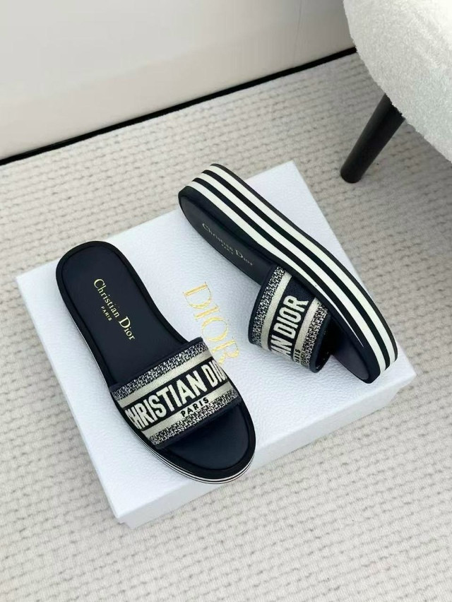 Шлепки купить в Интернет-магазине Садовод База - цена 7500 руб Садовод интернет-каталог