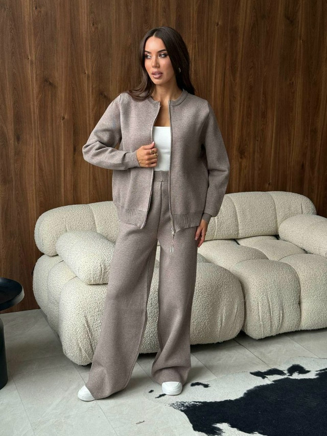 Женский костюм коричневый купить в Интернет-магазине Садовод База - цена 2500 руб Садовод интернет-каталог