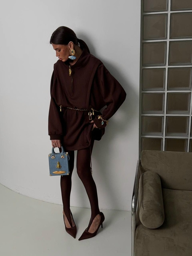 Платье коричневое