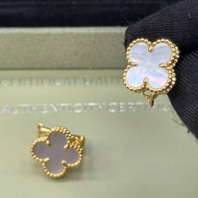 Серьги купить в Интернет-магазине Садовод База - цена 15000 руб Садовод интернет-каталог