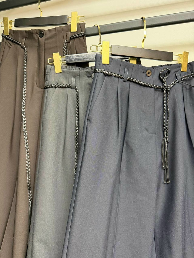 Женские брюки черные купить в Интернет-магазине Садовод База - цена 1400 руб Садовод интернет-каталог