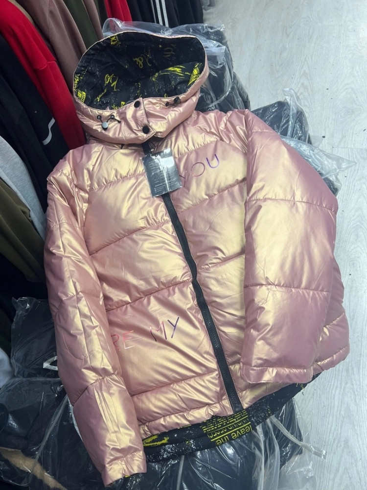Куртка женская розовая купить в Интернет-магазине Садовод База - цена 500 руб Садовод интернет-каталог