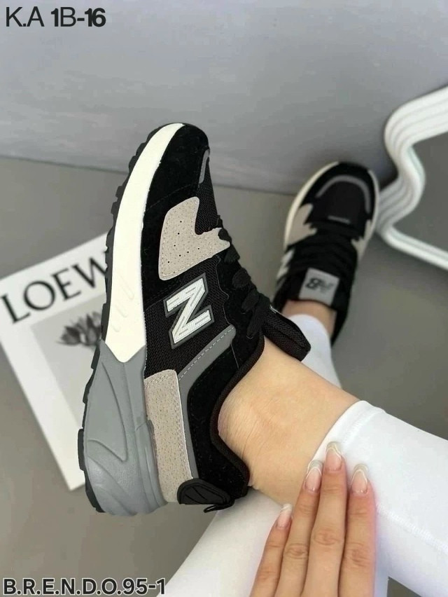 Кроссовки женские черные купить в Интернет-магазине Садовод База - цена 500 руб Садовод интернет-каталог