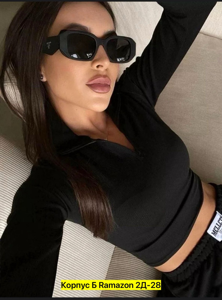 Женская кофта черная