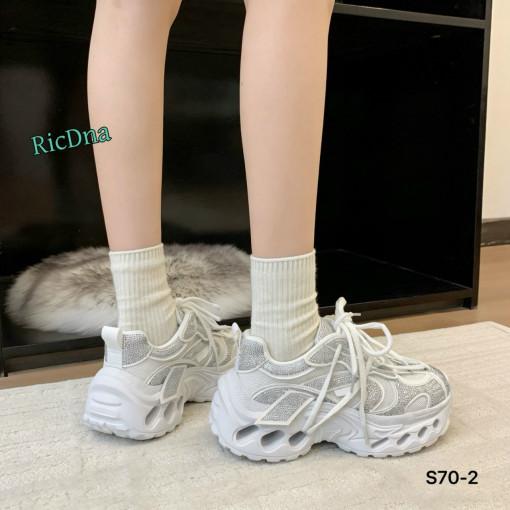 Кроссовки САДОВОД официальный интернет-каталог