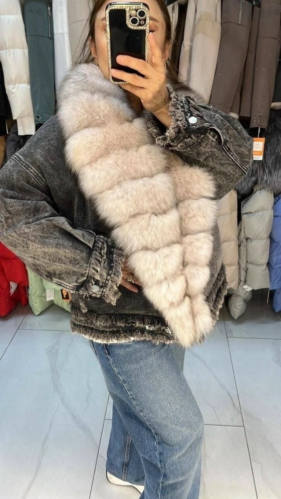 Джинсовая куртка купить в Интернет-магазине Садовод База - цена 7999 руб Садовод интернет-каталог