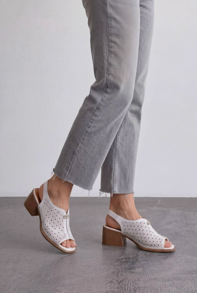 Босоножки женские серые купить в Интернет-магазине Садовод База - цена 750 руб Садовод интернет-каталог