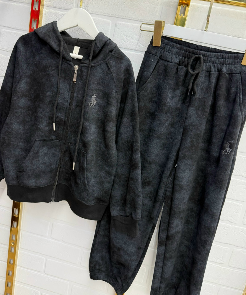 Детский костюм черный