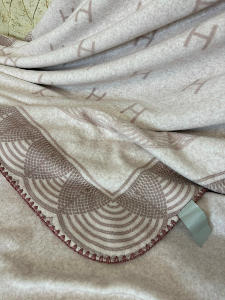 Плед купить в Интернет-магазине Садовод База - цена 2600 руб Садовод интернет-каталог