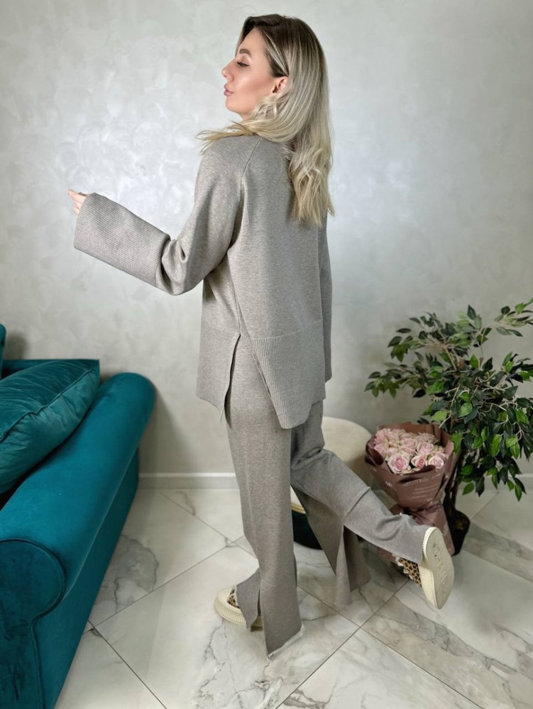 костюм серый купить в Интернет-магазине Садовод База - цена 1500 руб Садовод интернет-каталог