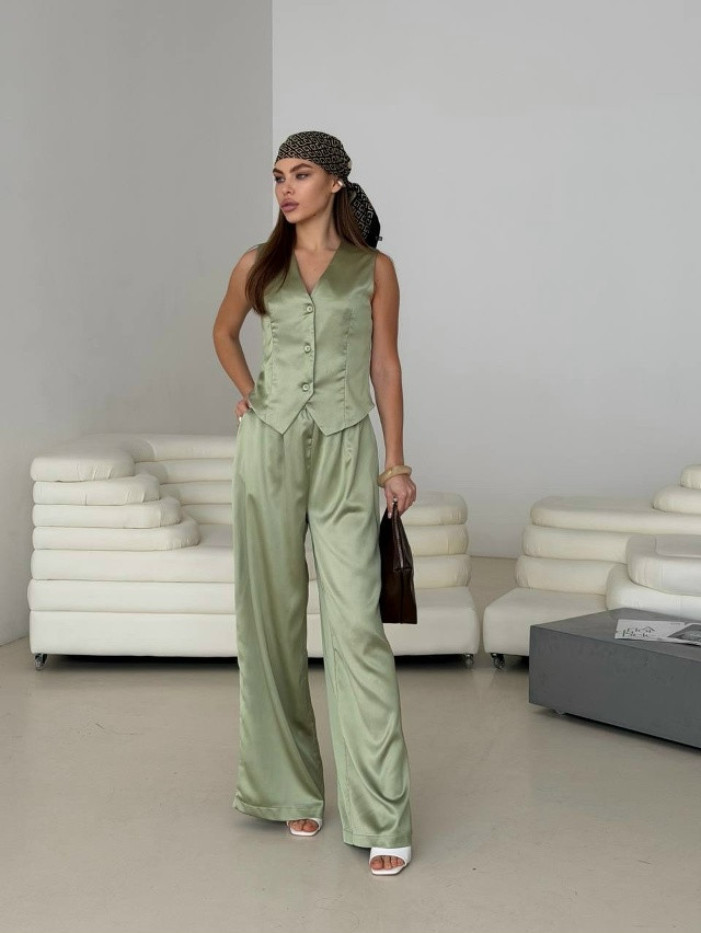 Женский костюм зеленый купить в Интернет-магазине Садовод База - цена 2200 руб Садовод интернет-каталог