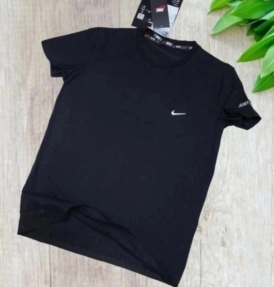 Мужская футболка черная купить в Интернет-магазине Садовод База - цена 1000 руб Садовод интернет-каталог