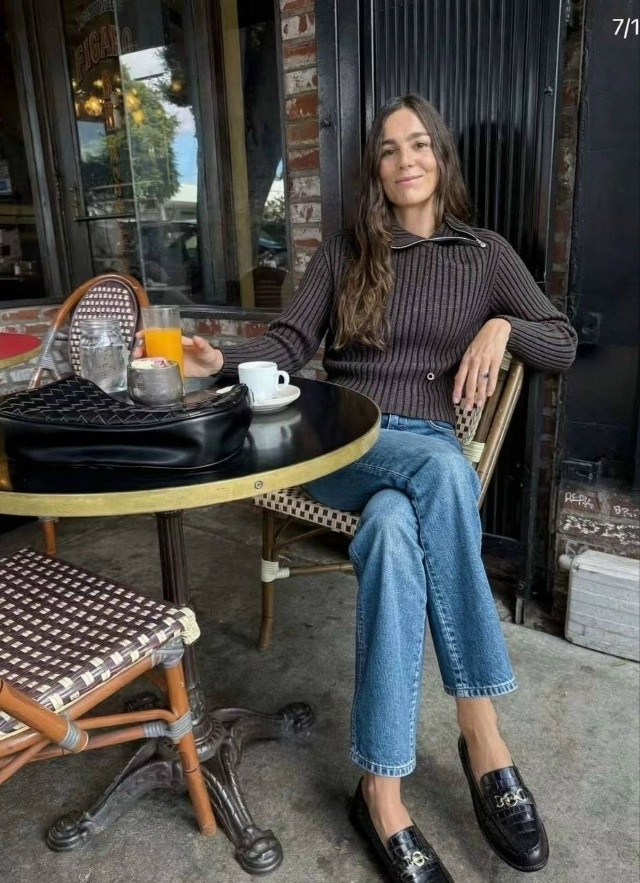 свитер коричневый купить в Интернет-магазине Садовод База - цена 1900 руб Садовод интернет-каталог