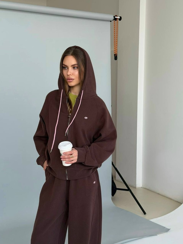 Спортивный женский костюм коричневый купить в Интернет-магазине Садовод База - цена 2900 руб Садовод интернет-каталог