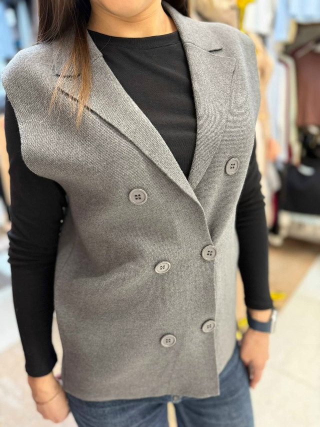 Жилетка женская серая купить в Интернет-магазине Садовод База - цена 1100 руб Садовод интернет-каталог