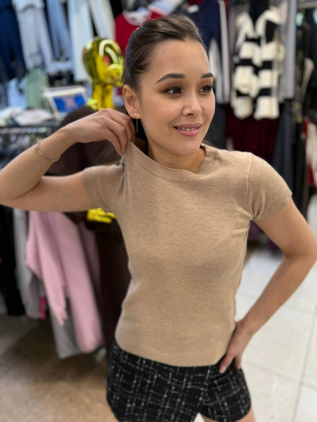 Женская футболка бежевая купить в Интернет-магазине Садовод База - цена 750 руб Садовод интернет-каталог