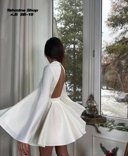 Платья со слегка расширенными рукавами и вырезом на спине, поражающие лёгкостью ткани и дизайна САДОВОД официальный интернет-каталог