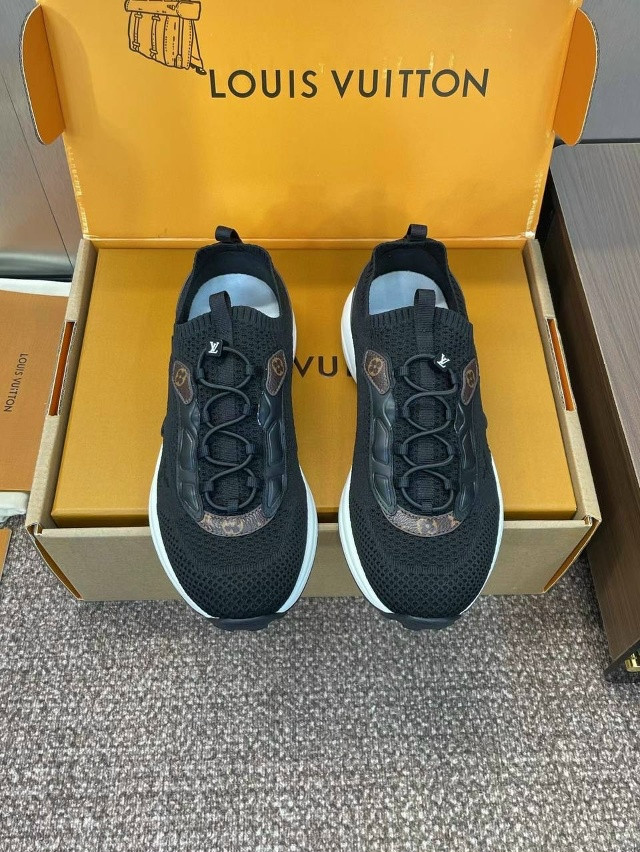 👟 Женские кроссовки купить в Интернет-магазине Садовод База - цена 15500 руб Садовод интернет-каталог