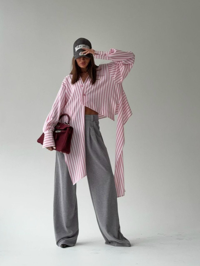 Блузка розовая