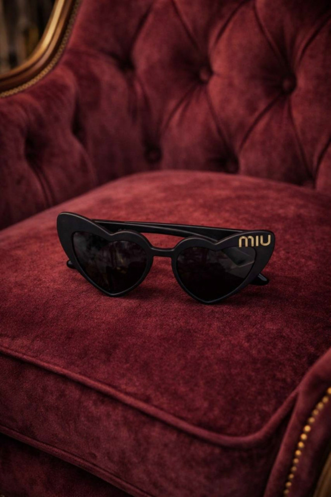 Детские солнцезащитные очки Miumiiu купить в Интернет-магазине Садовод База - цена 350 руб Садовод интернет-каталог