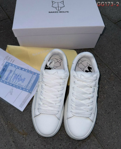 Кроссовки САДОВОД официальный интернет-каталог