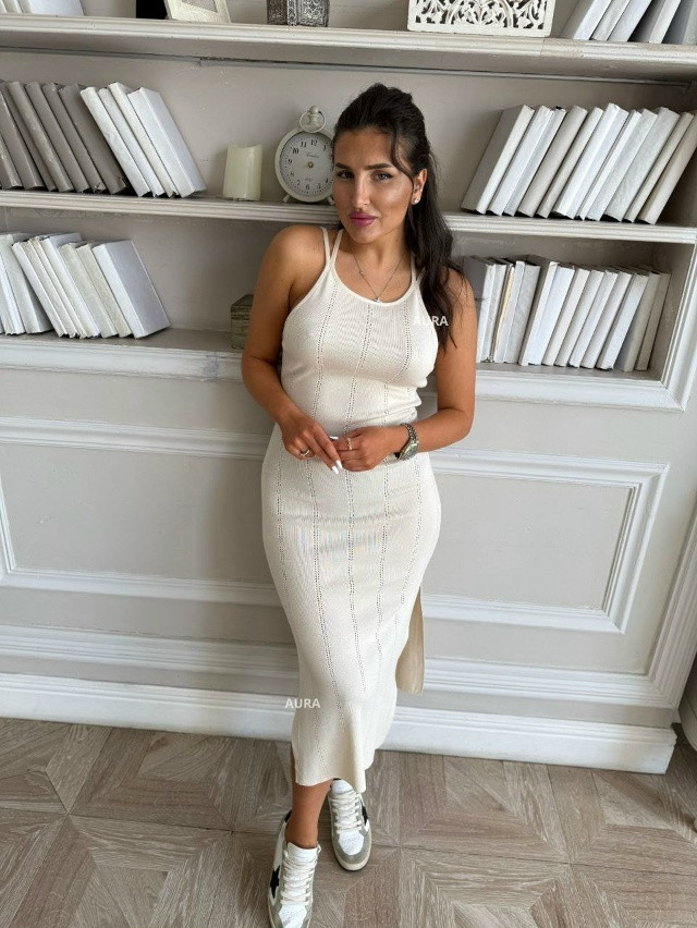 Платье бежевое