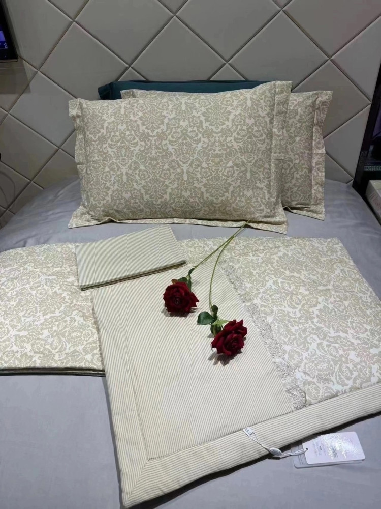 Постельное белье с готовым одеялом ❤️ купить в Интернет-магазине Садовод База - цена 3800 руб Садовод интернет-каталог