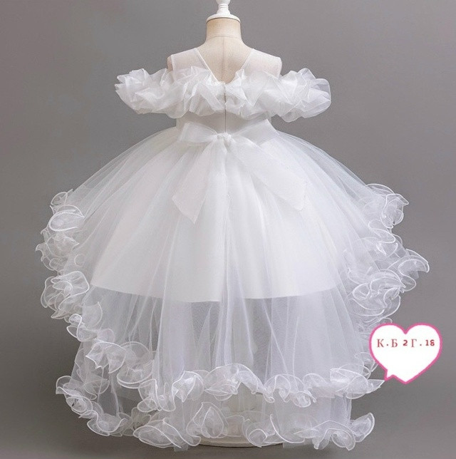 Платье белое