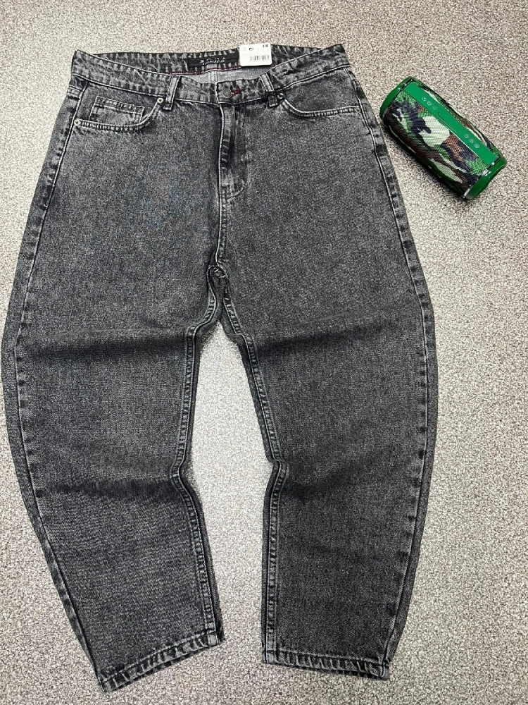 Джинсы темно-серые