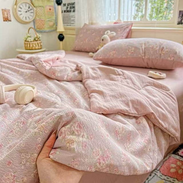 Постельное белье с готовым одеялом которое не нужно гладить - мечта каждой женщины купить в Интернет-магазине Садовод База - цена 2300 руб Садовод интернет-каталог