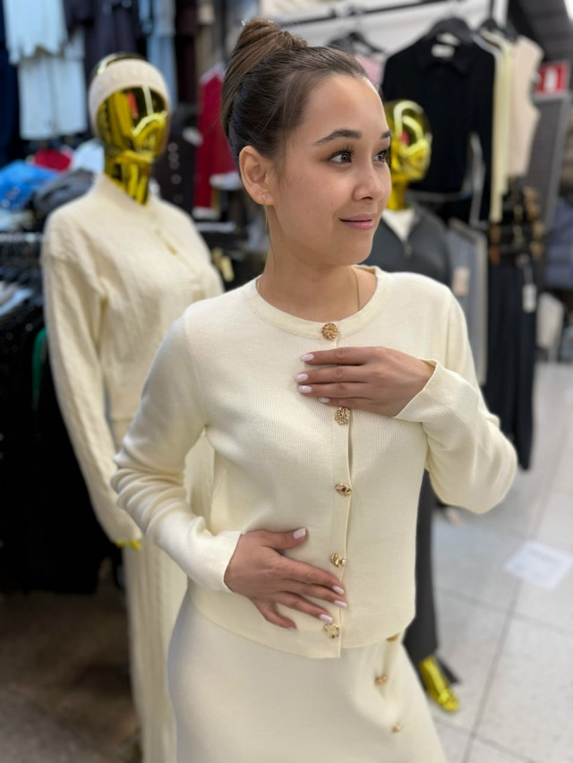 Женский костюм молочный купить в Интернет-магазине Садовод База - цена 2200 руб Садовод интернет-каталог