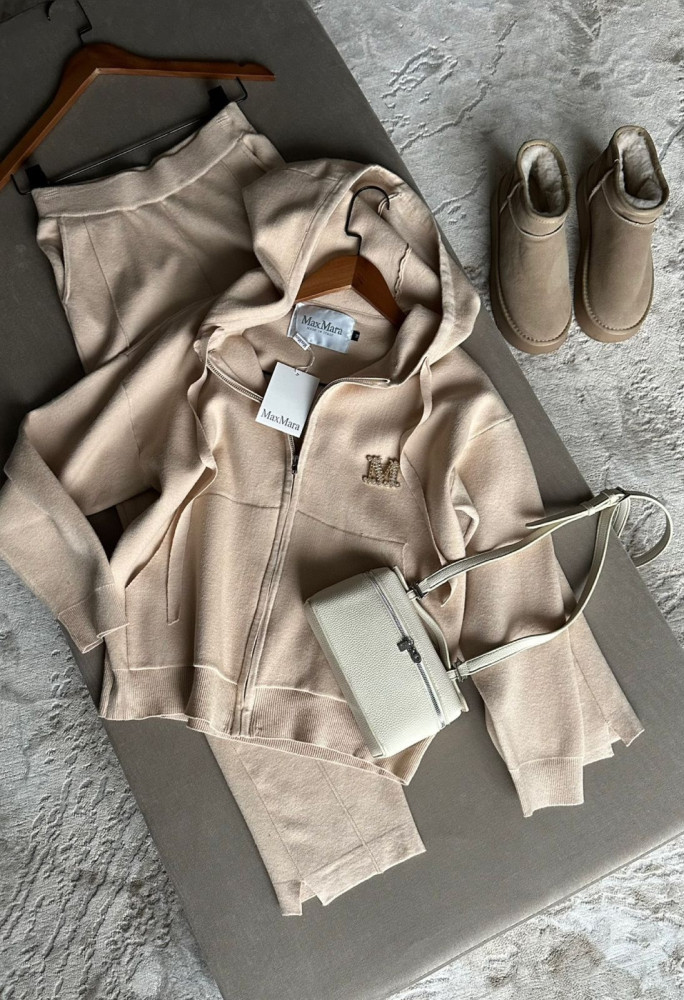 Спортивный женский костюм бежевый купить в Интернет-магазине Садовод База - цена 2300 руб Садовод интернет-каталог